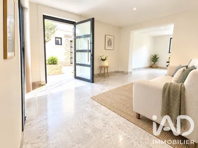 Appartement à Grimaud (83310)
