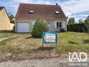 Maison traditionnelle à Dordives (45680)