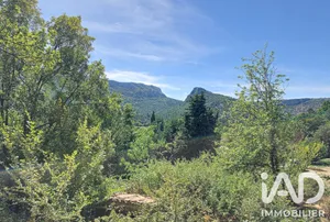 Terrain à bâtir à Plan-d'Aups-Sainte-Baume (83640)