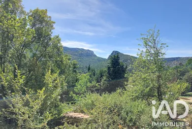Terrain à bâtir à Plan-d'Aups-Sainte-Baume (83640)