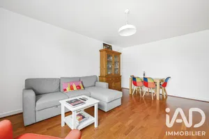 Apartment in Courbevoie (92400)