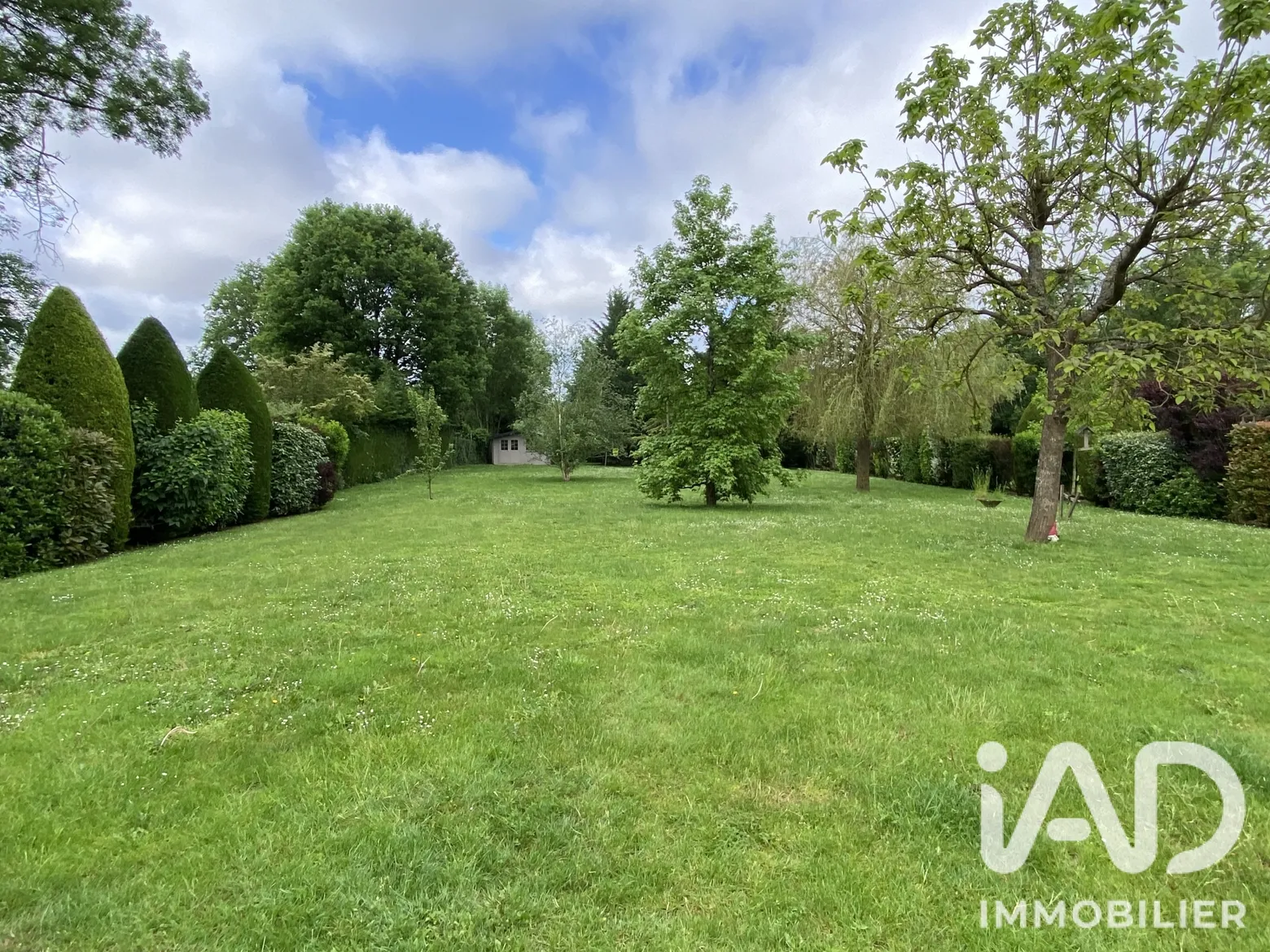 Vente maison à Crécy-la-Chapelle (77580) : maison traditionnelle 8 pièces 200 m² - 2104739 — 3