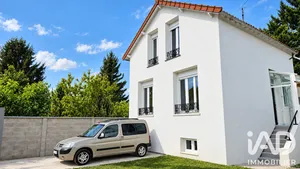Maison à Noisy-le-Grand (93160)