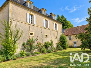Mansion in Peyrignac (24210)