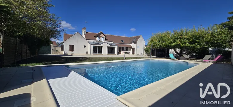 Maison 6 pièces 208 m² · à Saint-Hilaire-Saint-Mesmin · 208 m² · 640 000 €