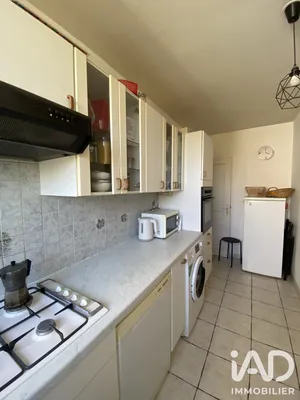 Apartment in Avon (77210)