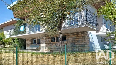 Maison d'architecte à Saint-Apollinaire (21850)