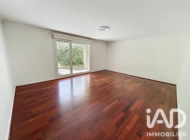Apartment in Antony (92160)