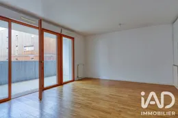 Apartment in Asnières-sur-Seine (92600)