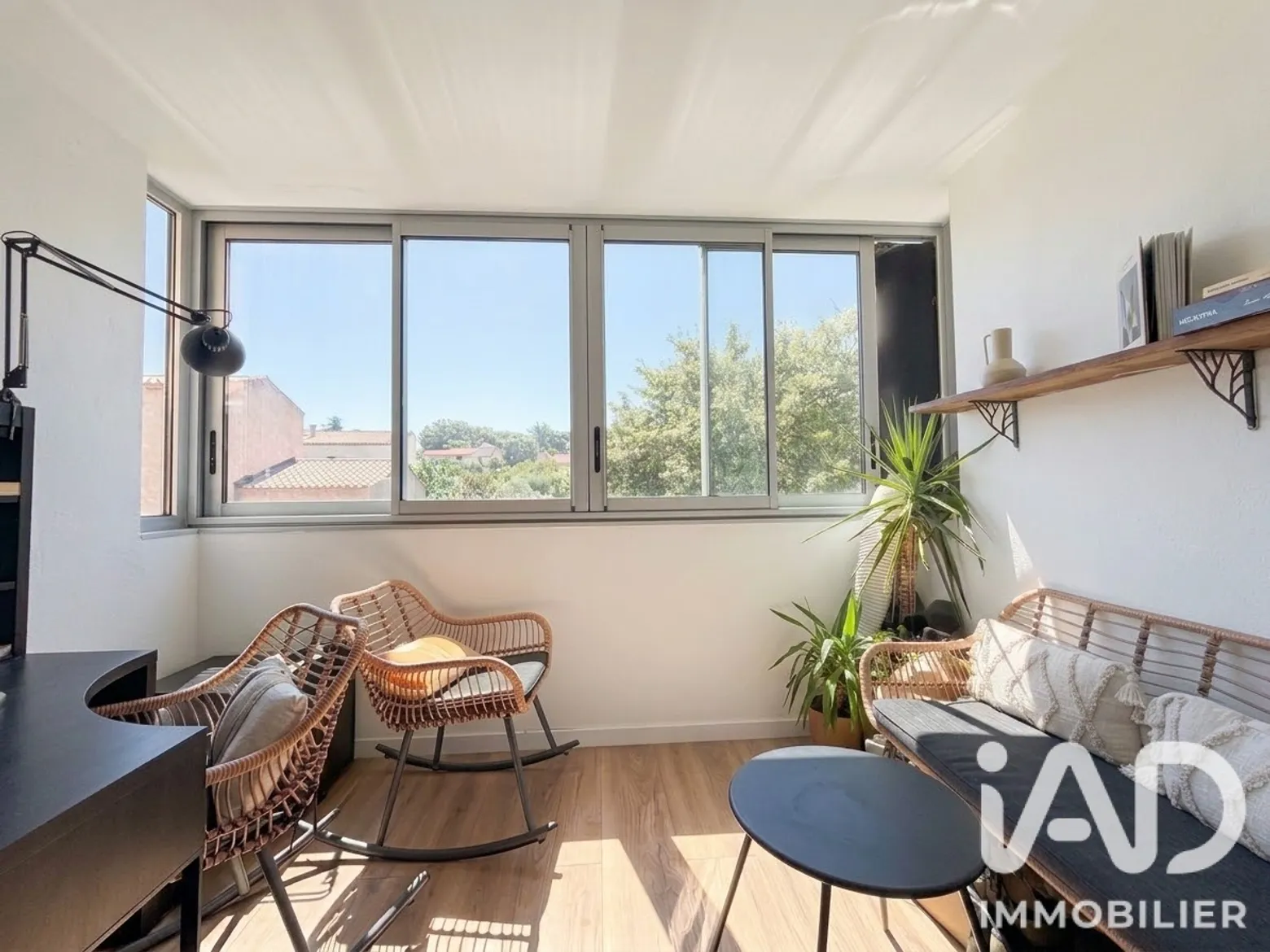 Vente appartement à Six-Fours-les-Plages (83140) : appartement 3 pièces 70 m² - 2095074 — 2