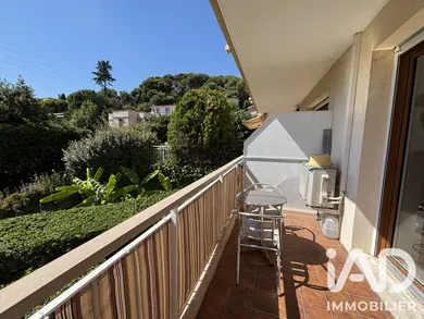 Appartement à Saint-Laurent-du-Var (06700)