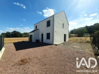 Maison traditionnelle à Saâcy-sur-Marne (77730)