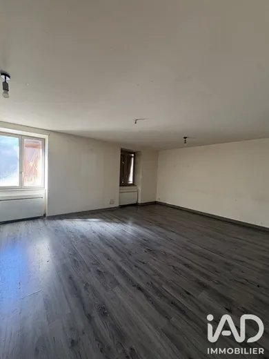Appartement à Saint-Étienne-de-Cuines (73130)