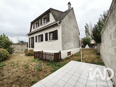 Traditional house in Le Blanc-Mesnil (93150)