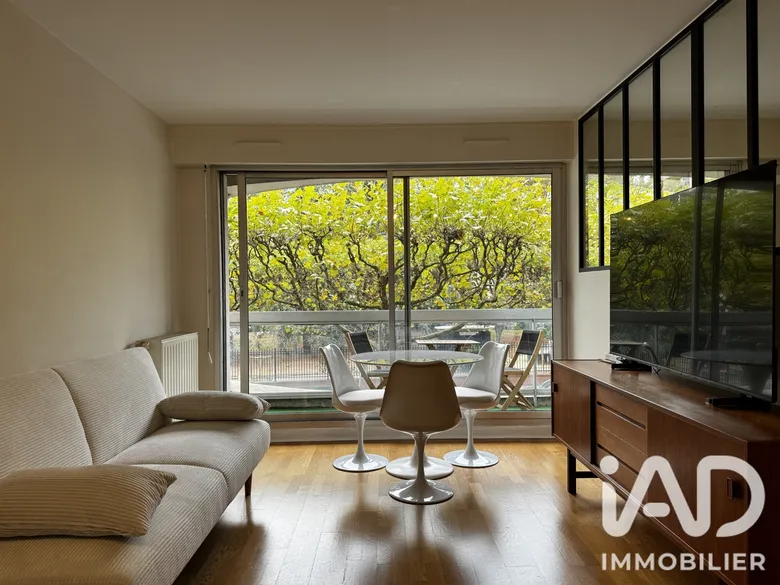 Appartement 3 pièces 47 m² · à Courbevoie · 46,5 m² · 1 900 €/mois