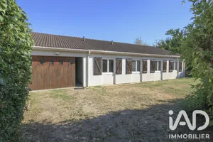 Pavillon à Champigny (89340)