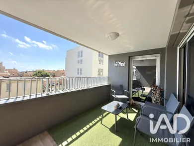 Apartment in Saint-Laurent-du-Var (06700)