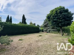 Terrain à bâtir à Crespières (78121)