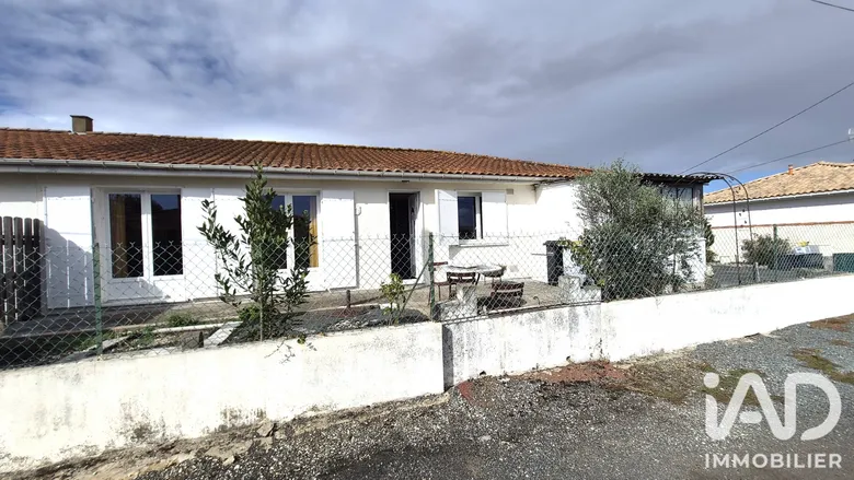 Maison 6 pièces 105 m² · à Aigrefeuille-d'Aunis · 105 m² · 196 000 €