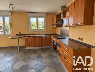 Apartment in Saône (25660)
