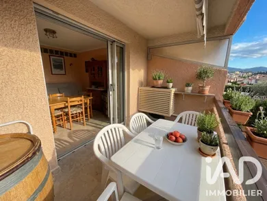 Appartement à Sanary-sur-Mer (83110)