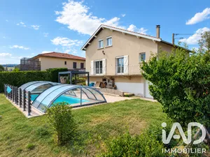 House in Luriecq (42380)