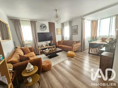 Appartement à Dammarie-lès-Lys (77190)