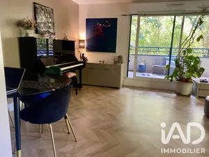Apartment in Talence (33400)