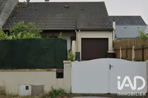 Pavillon à Laval (53000)
