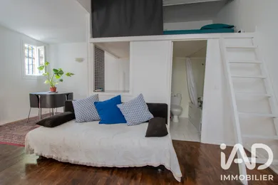 Apartment in Paris (75020)