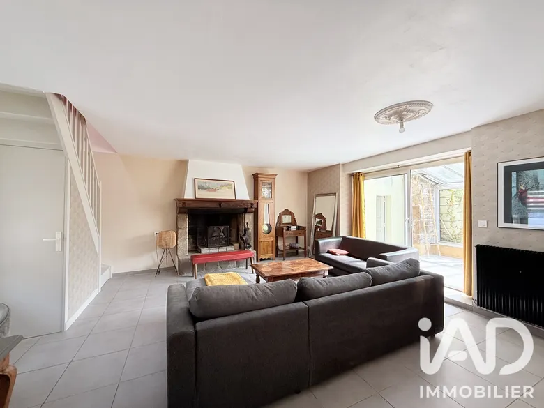 Maison 5 pièces 108 m² · à La Ville-Ès-Nonais · 108 m² · 299 000 €