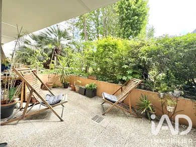 Apartment in Clichy (92110)