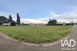 Terrain à bâtir à Sorgues (84700)