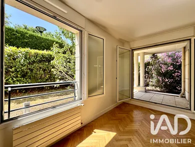 Appartement à Garches (92380)