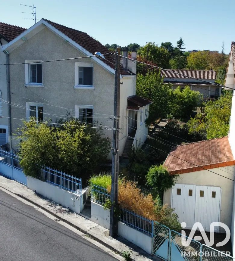 Maison 5 pièces 86 m² · à Ruelle-sur-Touvre · 86 m² · 195 000 €