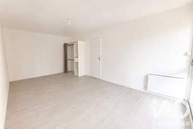 Apartment in Laval (53000)