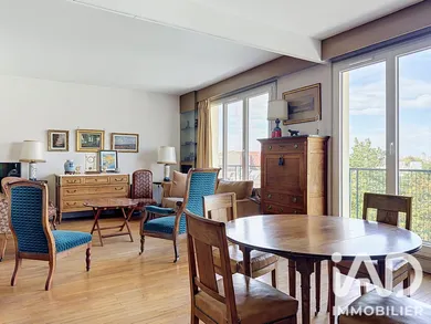 Apartment in Asnières-sur-Seine (92600)