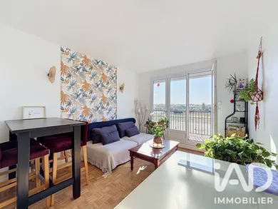 Apartment in Maisons-Laffitte (78600)