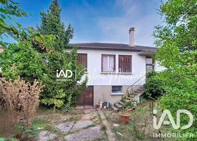 Maison traditionnelle à La Verrière (78320)