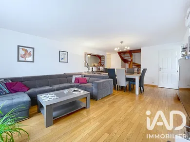 Appartement à Émerainville (77184)