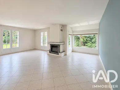 Maison à Marolles-en-Brie (94440)
