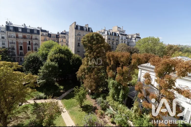 Appartement 4 pièces 131 m² · à Paris · 131,2 m² · 1 780 000 €