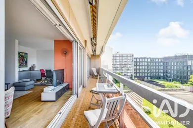 Apartment in Clichy (92110)