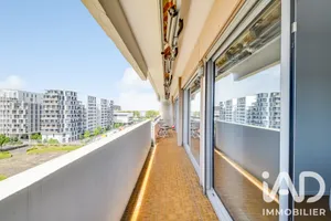 Apartment in Clichy (92110)