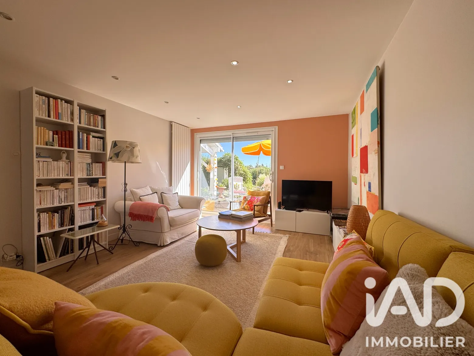Vente maison à Fontenay-le-Comte (85200) : maison 6 pièces 120 m² - 2101942 — 2