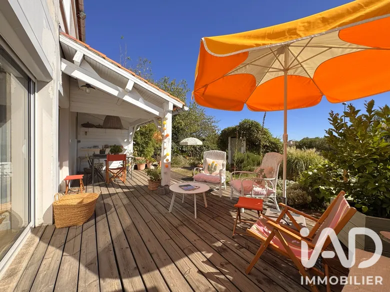 Maison 6 pièces 120 m² · à Fontenay-le-Comte · 120 m² · 209 000 €