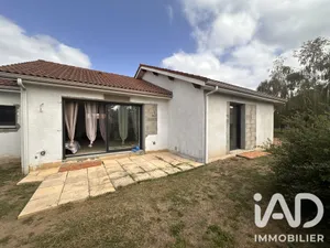 Maison traditionnelle à Bours (65460)