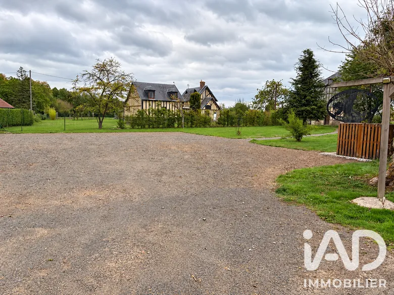 Maison 1 pièce 184 m² · à Neuville-sur-Touques · 184 m² · 333 000 €