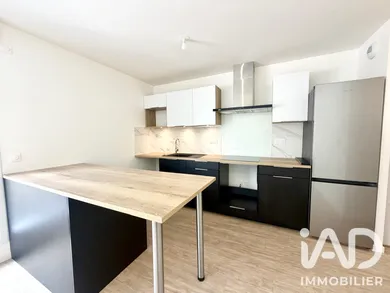 Appartement à Saint-Thibault-des-Vignes (77400)