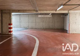 Parking in PARIS (75116)